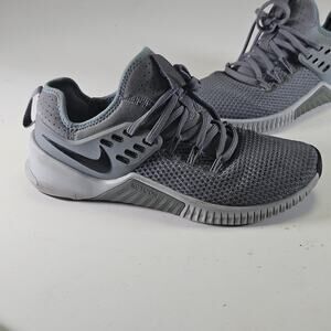 Nike Grey Low-Top Training Shoes